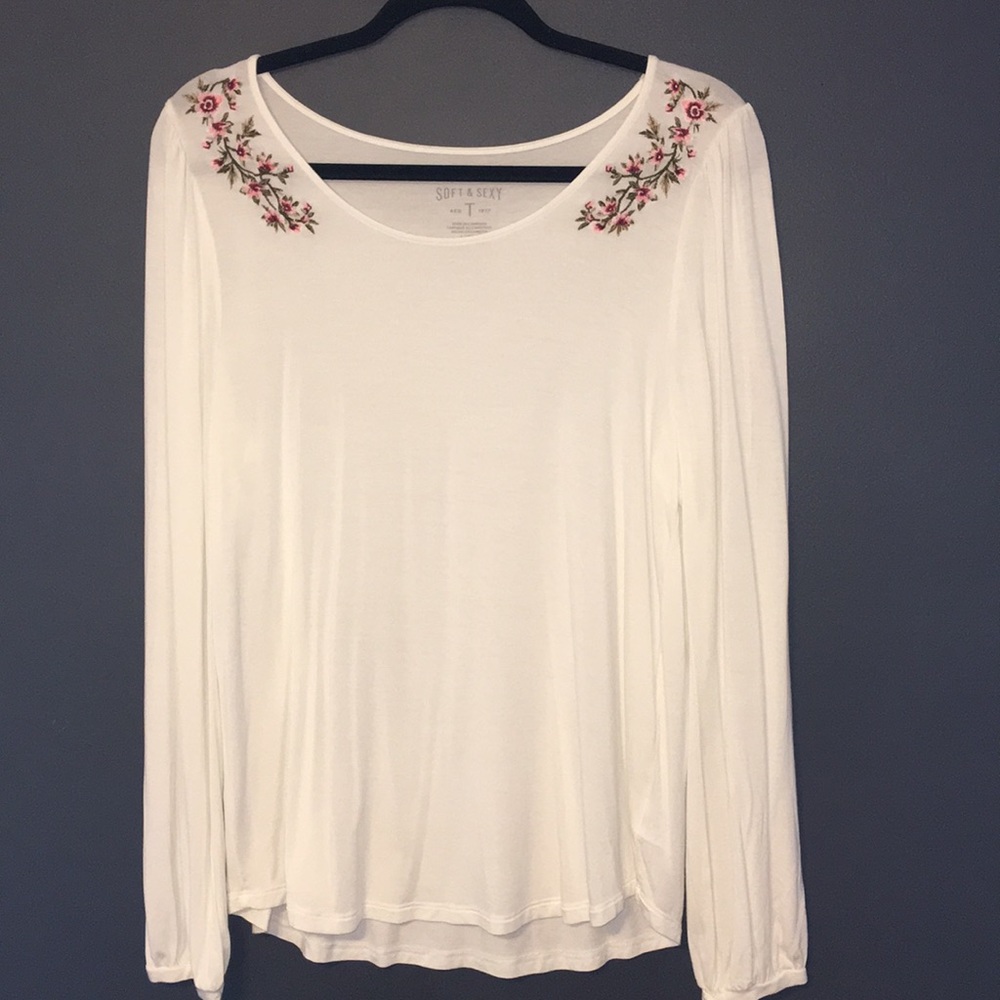 American Eagle Soft&Sexy Long Sleeve Floral Top